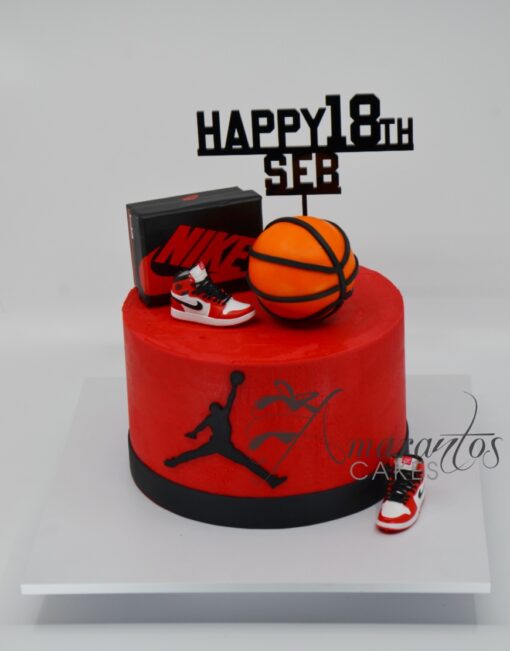 Small Basketball Cake - AA56 - Amarantos Cakes