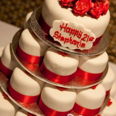 Red Roses Cake - Amarantos Designer Cakes Melbourne