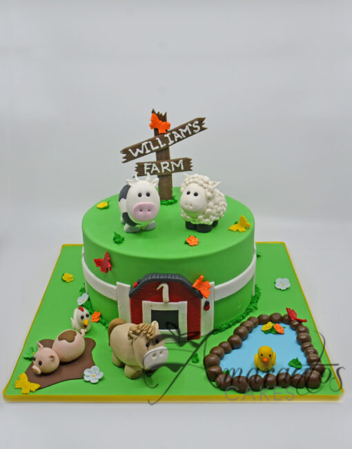 NC720 Farm Animals Cake - Amarantos Melbourne Cakes